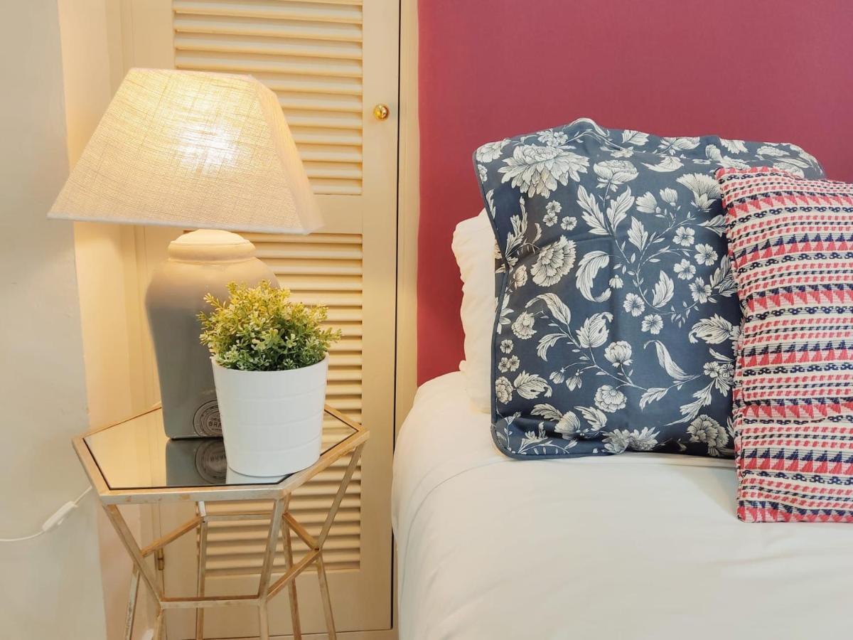 Homeyseville-Bright Apartment At Santa Cruz 4 Pax, Parking Optional Buitenkant foto
