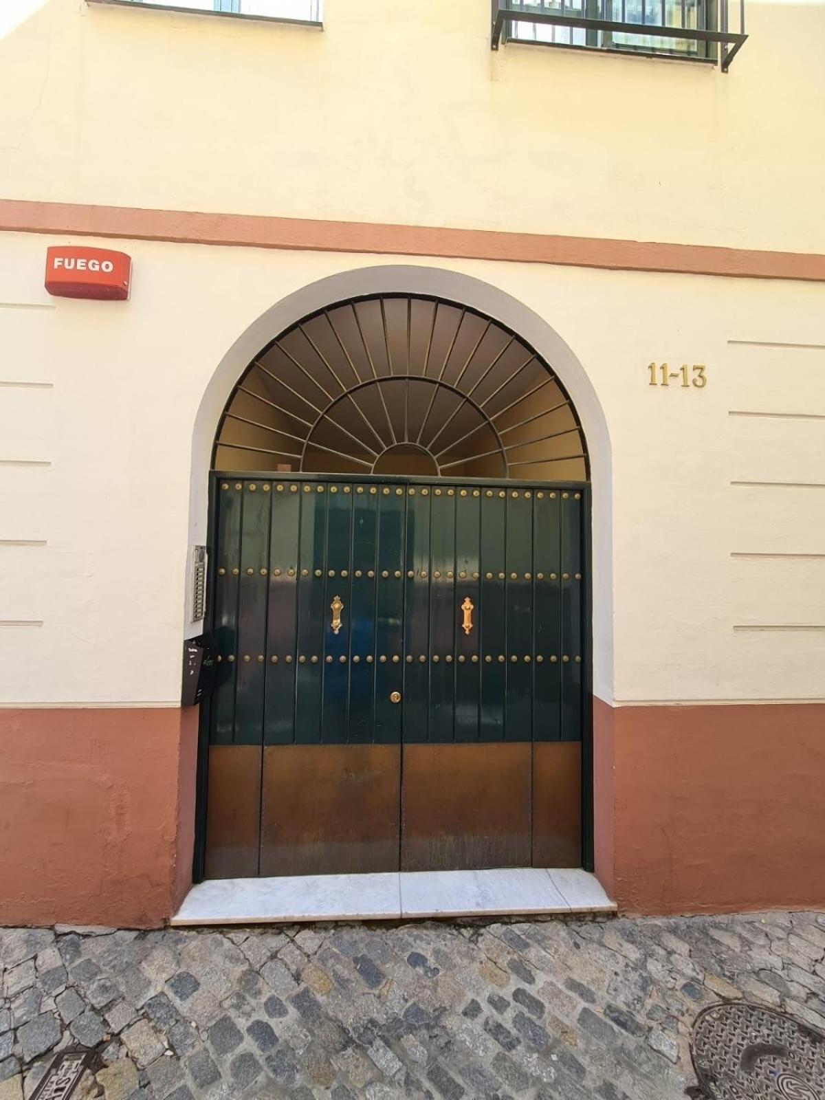 Homeyseville-Bright Apartment At Santa Cruz 4 Pax, Parking Optional Buitenkant foto